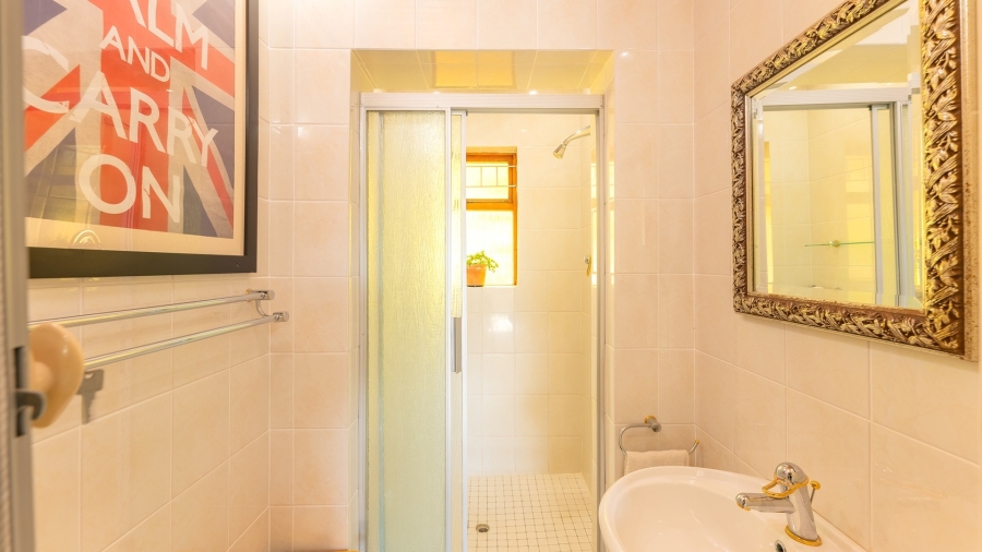 5 Bedroom Property for Sale in Bredasdorp Western Cape